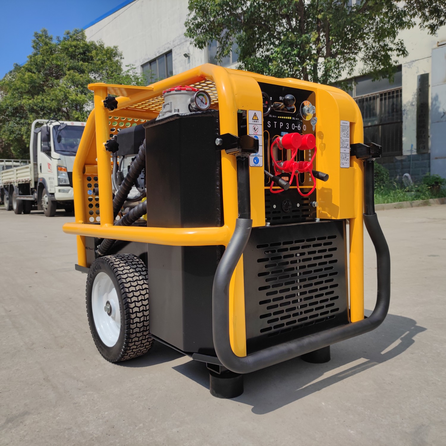 雙回路液壓動力站操作前的檢查、準(zhǔn)備工作